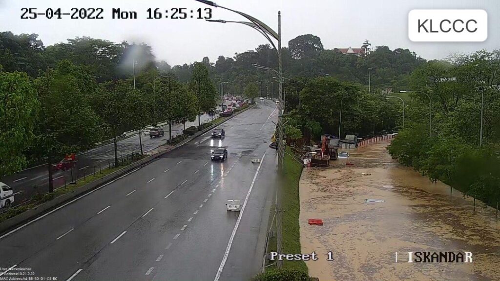 banjir kuala jalan sultan iskandar