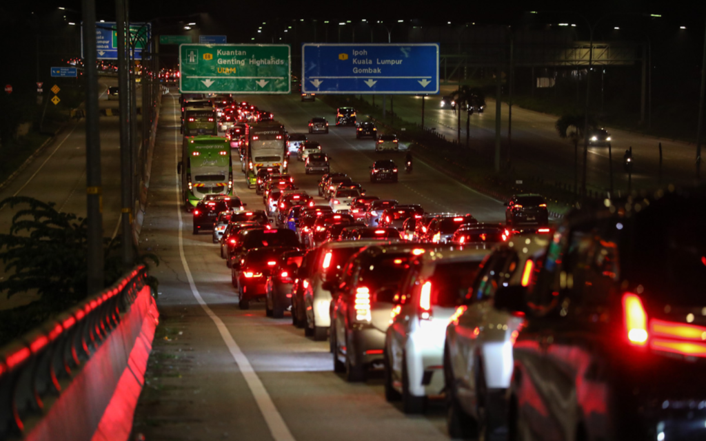 aliran-trafik-mrr2-malam-raya-2022